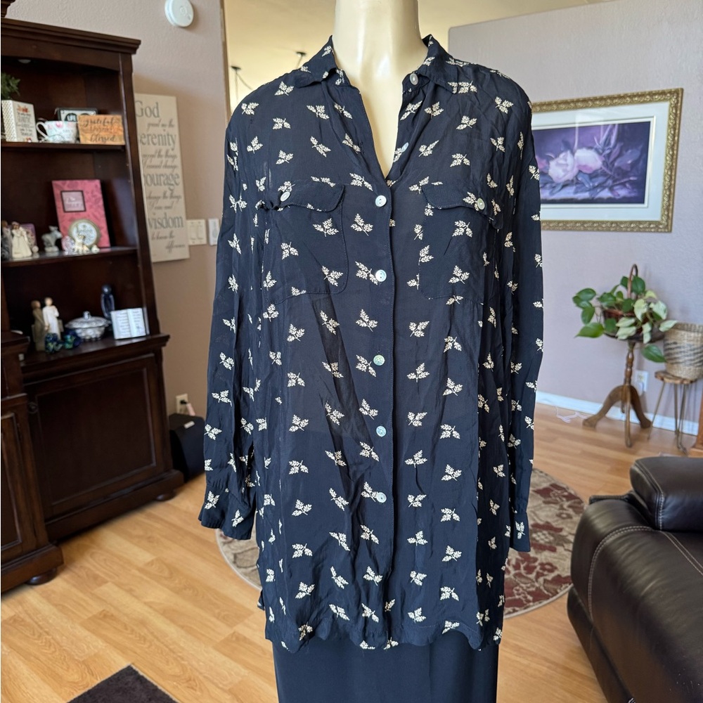 Jones & Co. black & beige long sleeves tunic-size XL